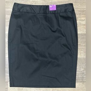 🆕 Lane Bryant Black pencil skirt ✨new with tags✨ size 14
